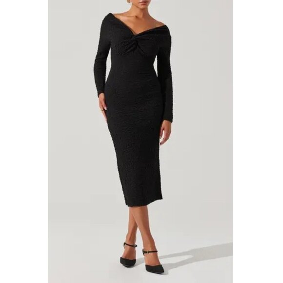 Astr Dresses & Skirts - New ASTR the Label Textured Knot Front Off the Shoulder Long Sleeve Dress P849